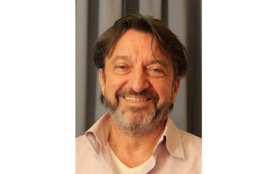 Portraitfoto von Wolfgang Böttcher