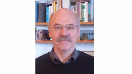 Portraitfoto von Dr. Stracke-Mertes