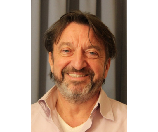 Portraitfoto von Prof. Dr. Wolfgang Böttcher