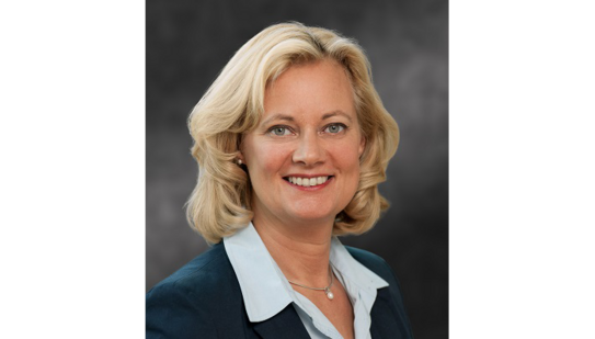 Portraitfoto von Simone Holl